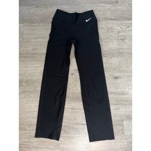 NWT Black Nike Midrise Standard Fit Athletic Pants